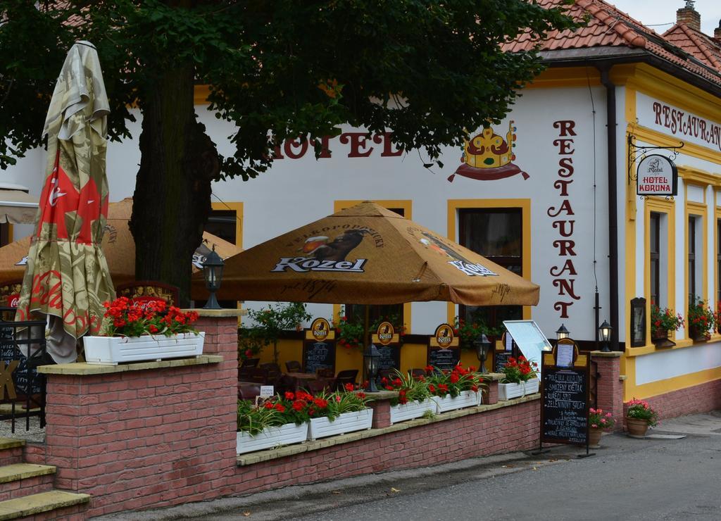 Hotel Koruna Karlstejn Luaran gambar
